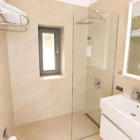 Appartement Ayisigi *